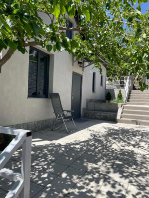 Antarayin House